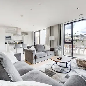 Guestready - Olympic Park Living Apartment London